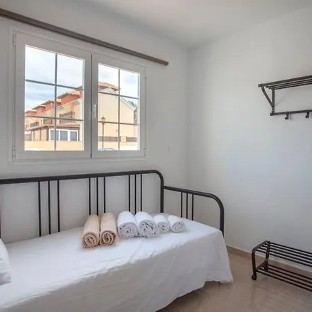 Boutique Art Villa Aire With Private Pool, Bbq & Wifi By Amazzzing Travel