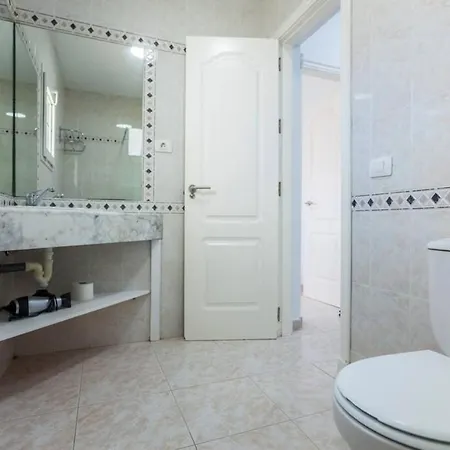 Boutique Art Villa Aire With Private Pool, Bbq & Wifi By Amazzzing Travel فيلة