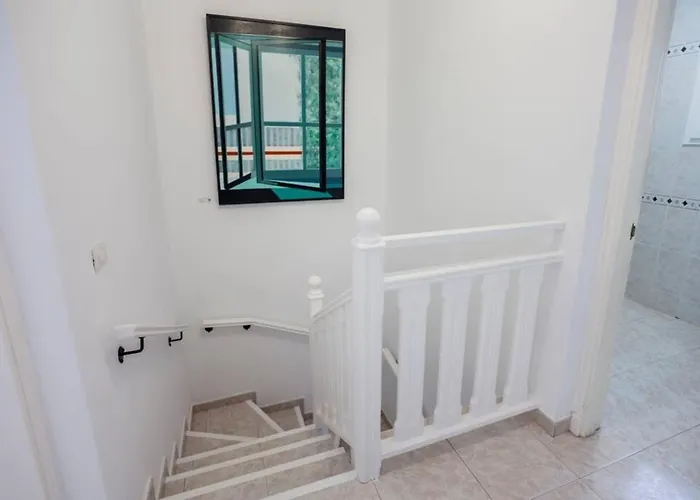 Villa 3. Boutique Art Villa Aire - GB *