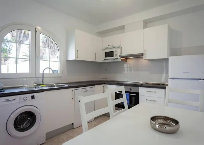 3. Boutique Art Aire - Gb Villa