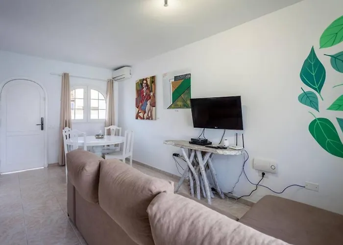 Villa 3. Boutique Art Aire - Gb *