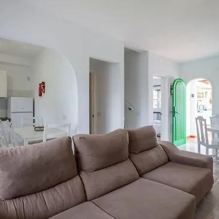 Boutique Art Villa Aire With Private Pool, Bbq & Wifi By Amazzzing Travel